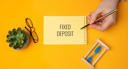 Company Fixed Deposit VS Bank Fixed Deposit. Which Is Better?